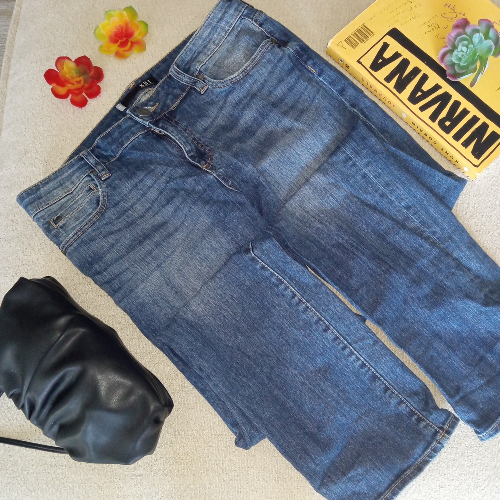 Kut from the Kloth Blue Boyfriend Jeans with Medium Wash and Subtle Fading